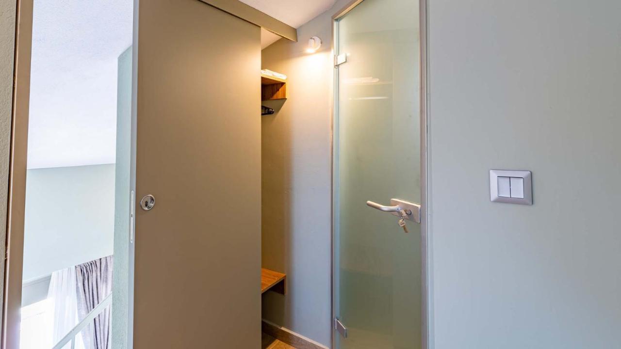 Estelle Family Luxury Apartments & Suites Yerakini Eksteriør billede